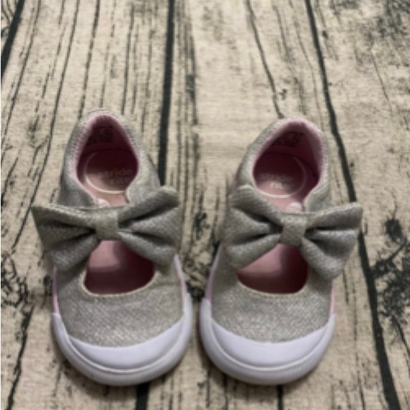 Stride rite toddler girl sneakers - Picture 2 of 5